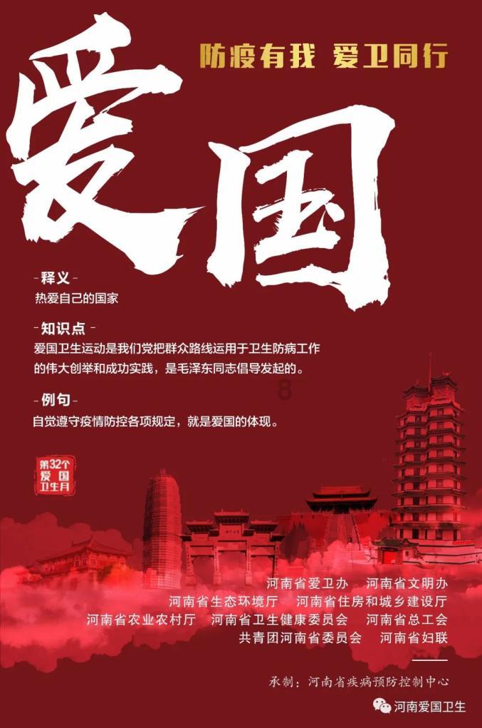海边美女简约穿搭，优雅中带着性感！
